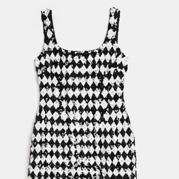 NWT - River Island WHITE CHECK SEQUIN BODYCON MINI DRESS in Black/White Size 12 - Picture 3 of 3